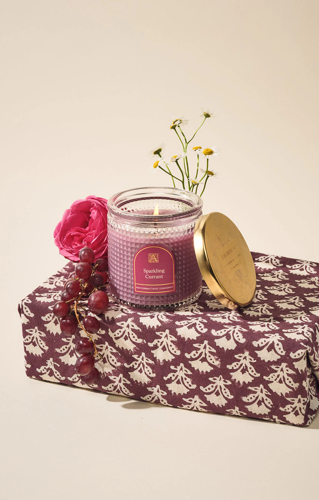 Sparkling Currant - Textured Glass Candle - Image 2